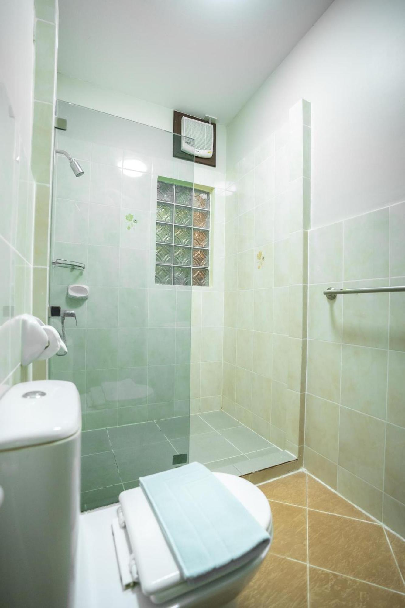 Vongkhamsene Boutique Hotel Ban Nongdouang Екстер'єр фото